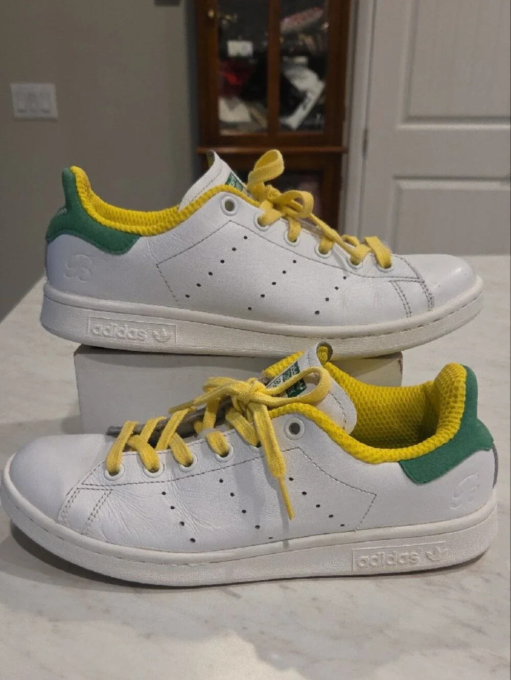 adidas White Stan Smith Sneakers with Yellow Laces Size Men 6/Women 7